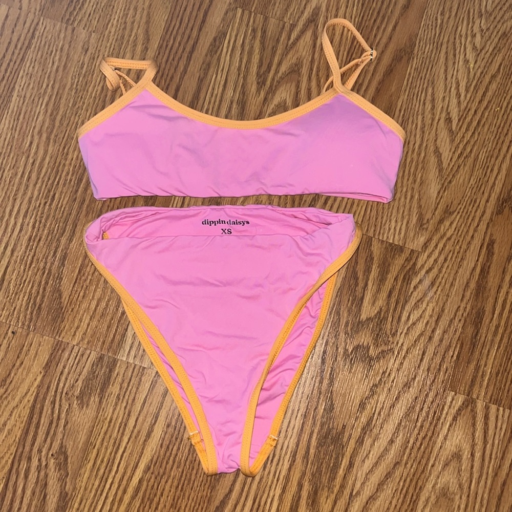 X-small dippin daisys bathing suit two peice